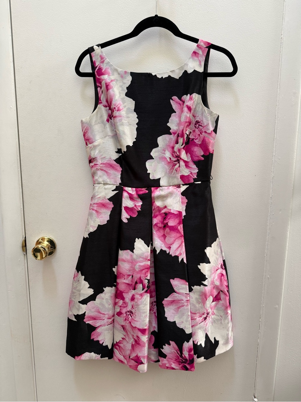 Sleeveless Black Floral Mini Dress with Pink Blooms